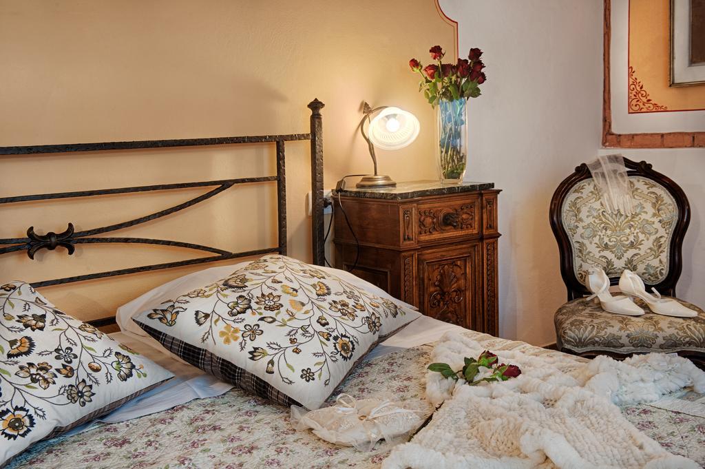 Agriturismo Poggio Bonelli Кастельнуово-Берарденга Экстерьер фото