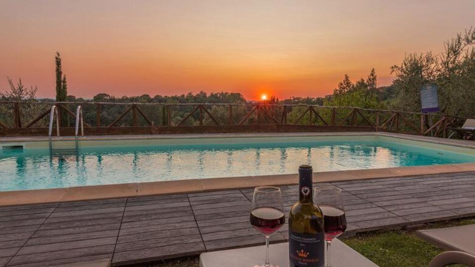 Agriturismo Poggio Bonelli Кастельнуово-Берарденга Экстерьер фото