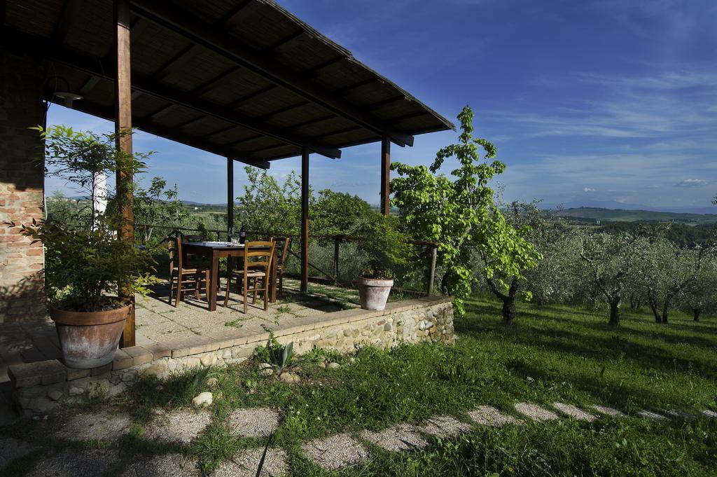 Agriturismo Poggio Bonelli Кастельнуово-Берарденга Экстерьер фото
