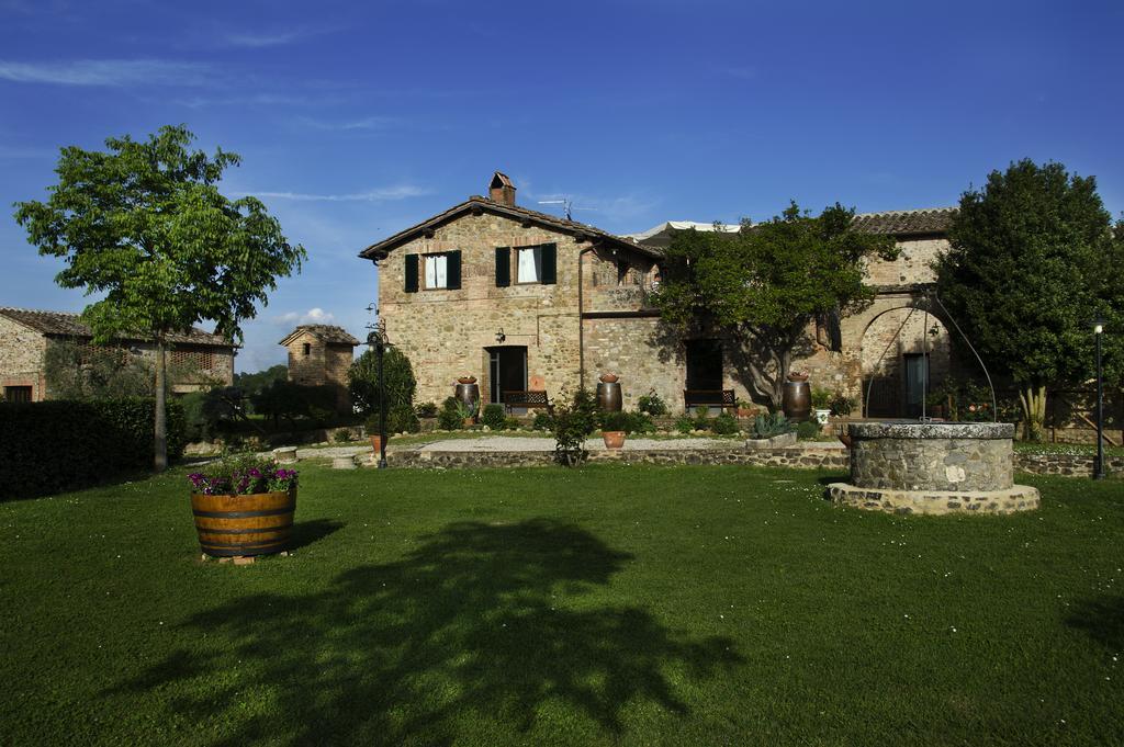 Agriturismo Poggio Bonelli Кастельнуово-Берарденга Экстерьер фото